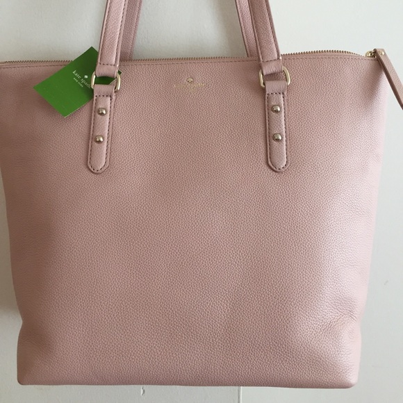 kate spade Handbags - Kate Spade Large Tote Larchmont Avenue Warmvellum